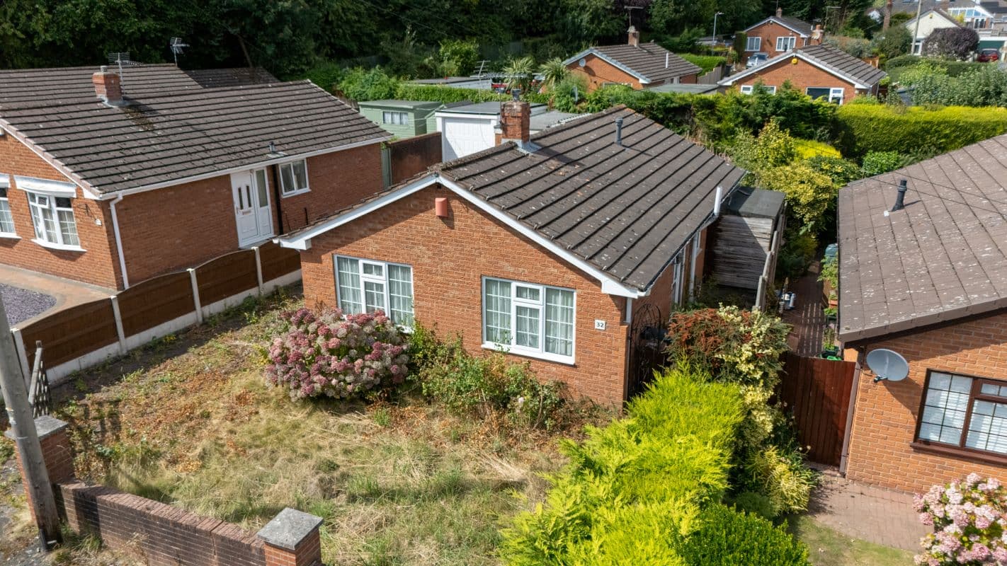 Renovation Project Bungalow in Desirable Location