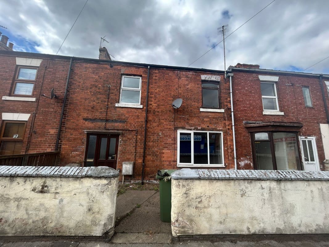 Spacious 3-Bed Terrace in Retford – Refurbishment Opportunity