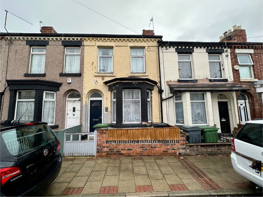 2 BED TERRACED FOR SALE BY AUCTION