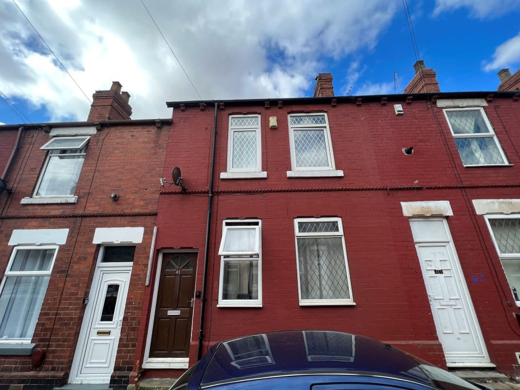 Mid Terrace House Arranged as HMO
