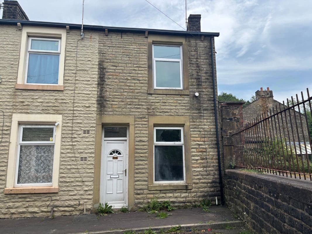 Two Bedroom End of Terrace House