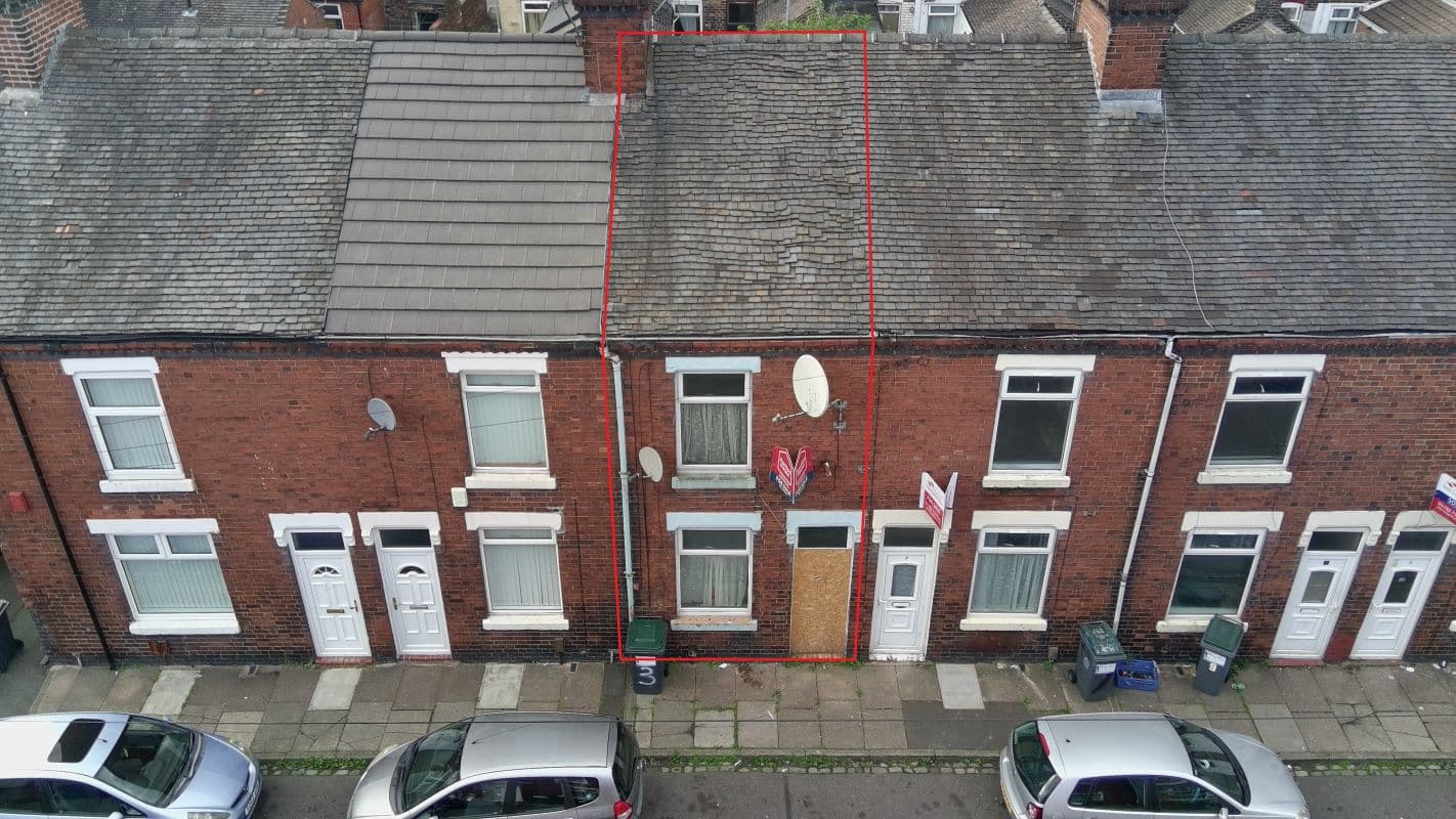 2 BED TERRACE FOR SALE BY AUCTION 20TH - 21ST OCTOBER