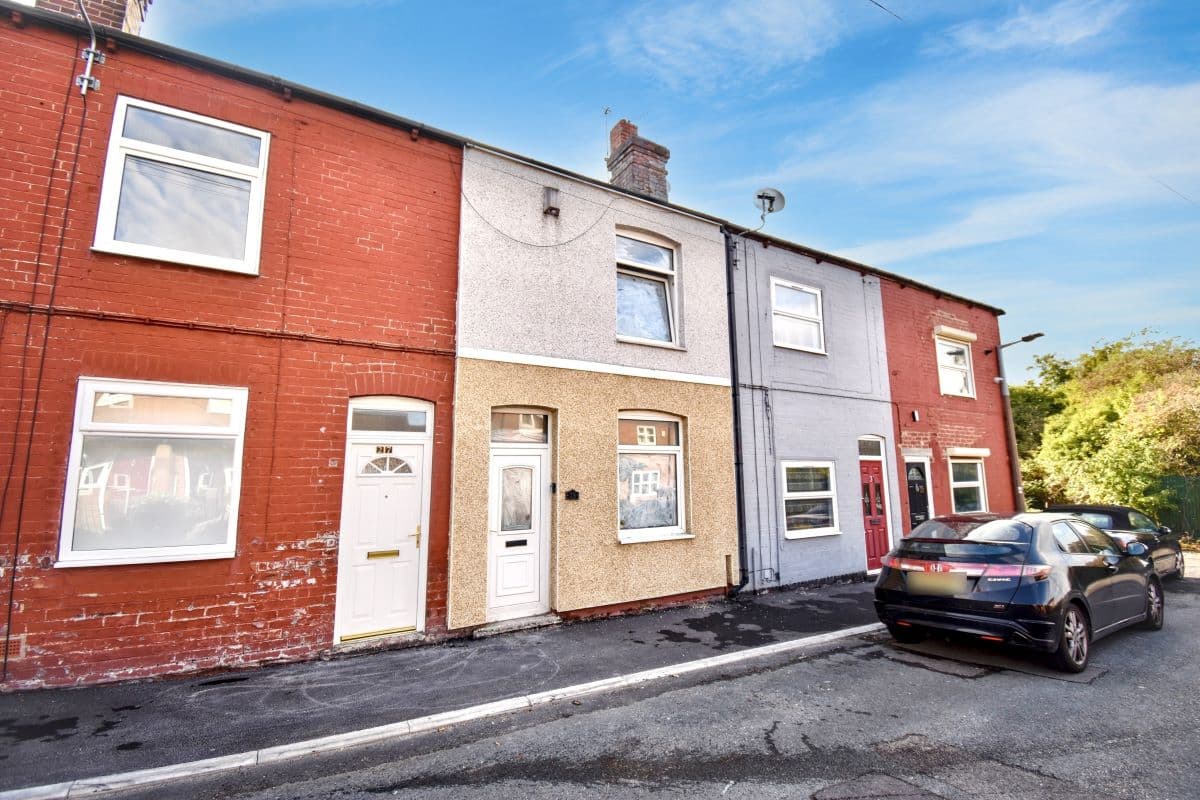 Mid Terrace House for Renovation
