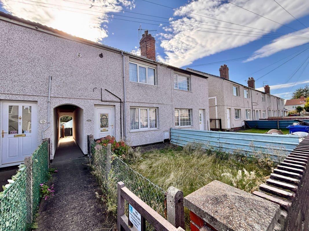 Spacious Family Home with Garden