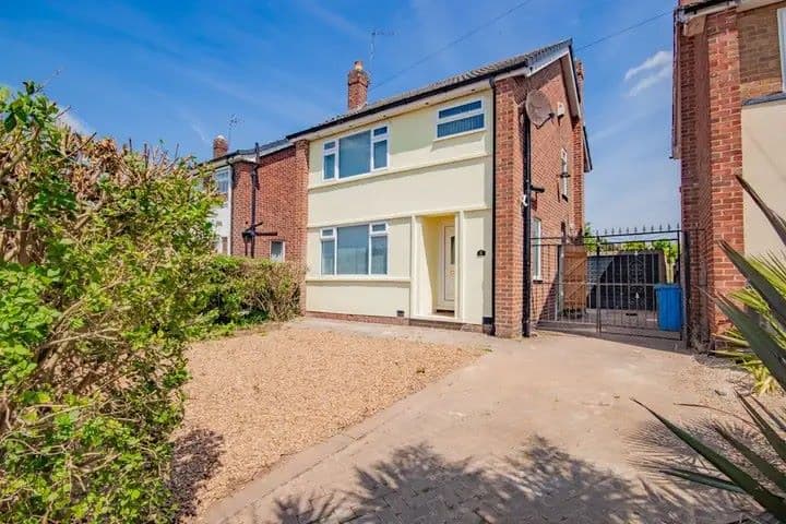 Three Bedroom Detached House