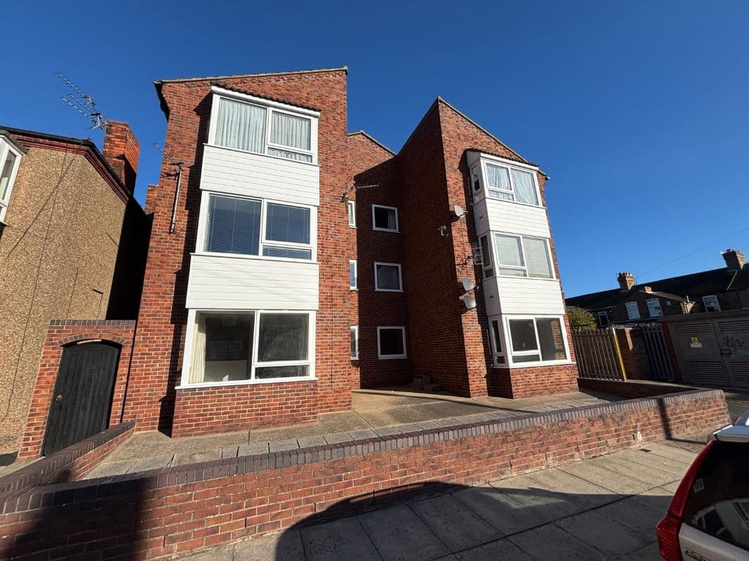 Ground Floor Flat in Central Grimsby