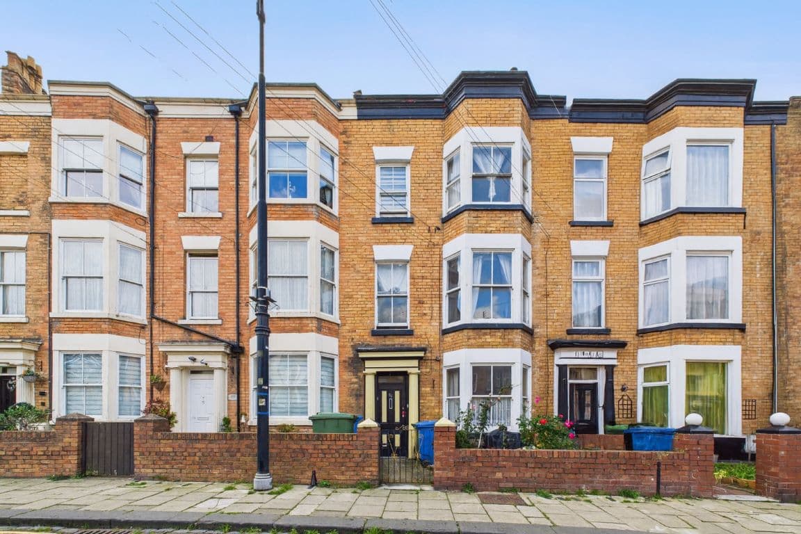 Investment Opportunity: Mid-Terrace Block of Four Apartments