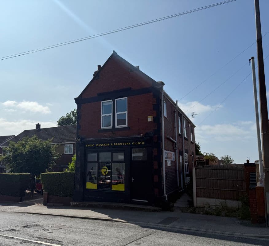 Detached Mixed-Use Property – Residential & Commercial – Vacant Possession