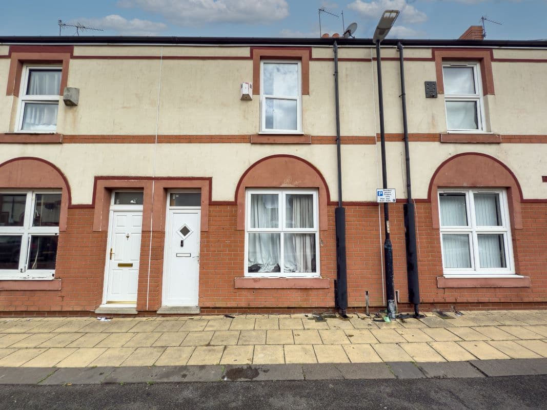 Mid Terrace House with Great Potential