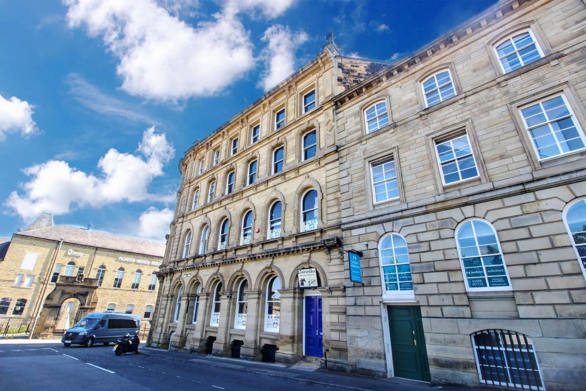 Vacant One-Bedroom Apartment in Dewsbury