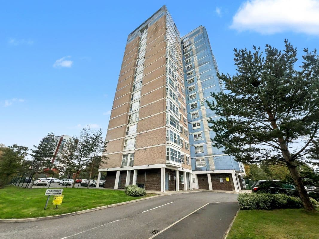 DUPLEX Apartment in the Freshfields Development