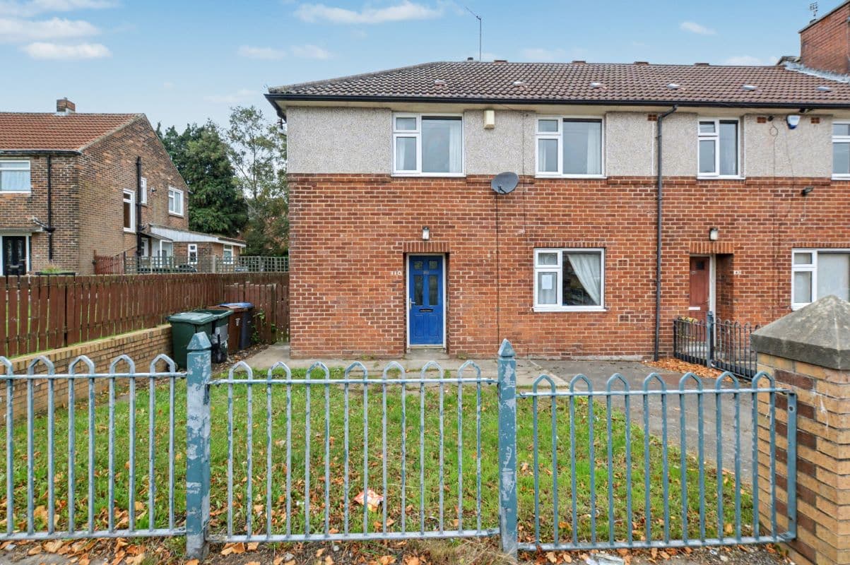 Four Bed End Terrace House
