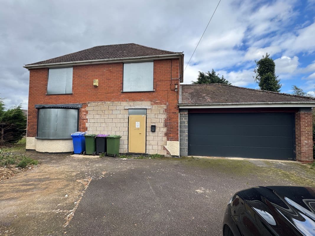 Detached Three Bedroom House with Extension Potential