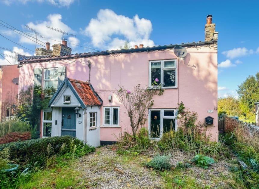 Charming Two/Three Bedroom Cottage