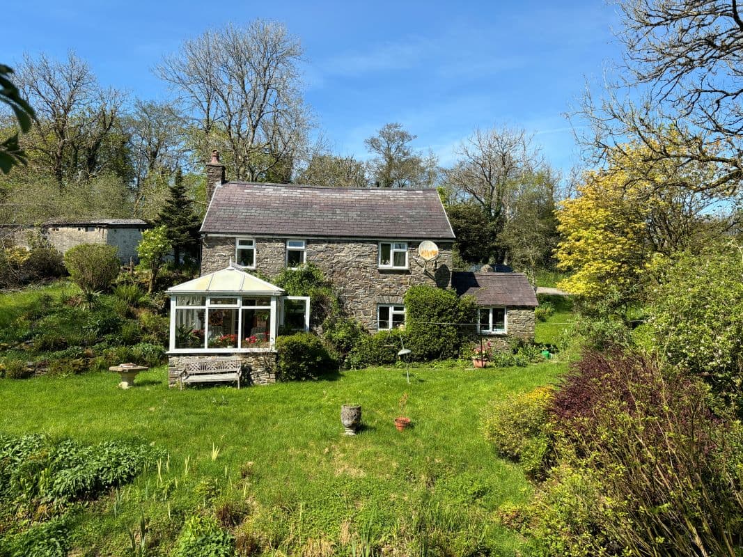 Detached Country Cottage in 3.846 Acres - Corn Mill Conversion