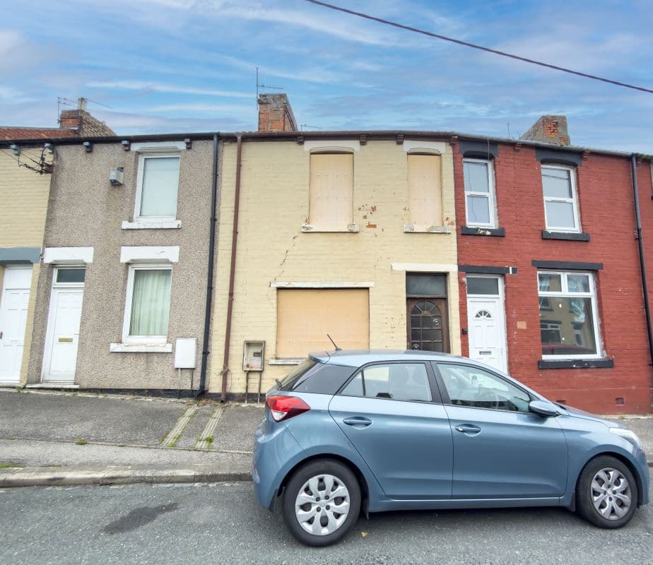 Vacant Three-Bedroom Terraced House for Sale