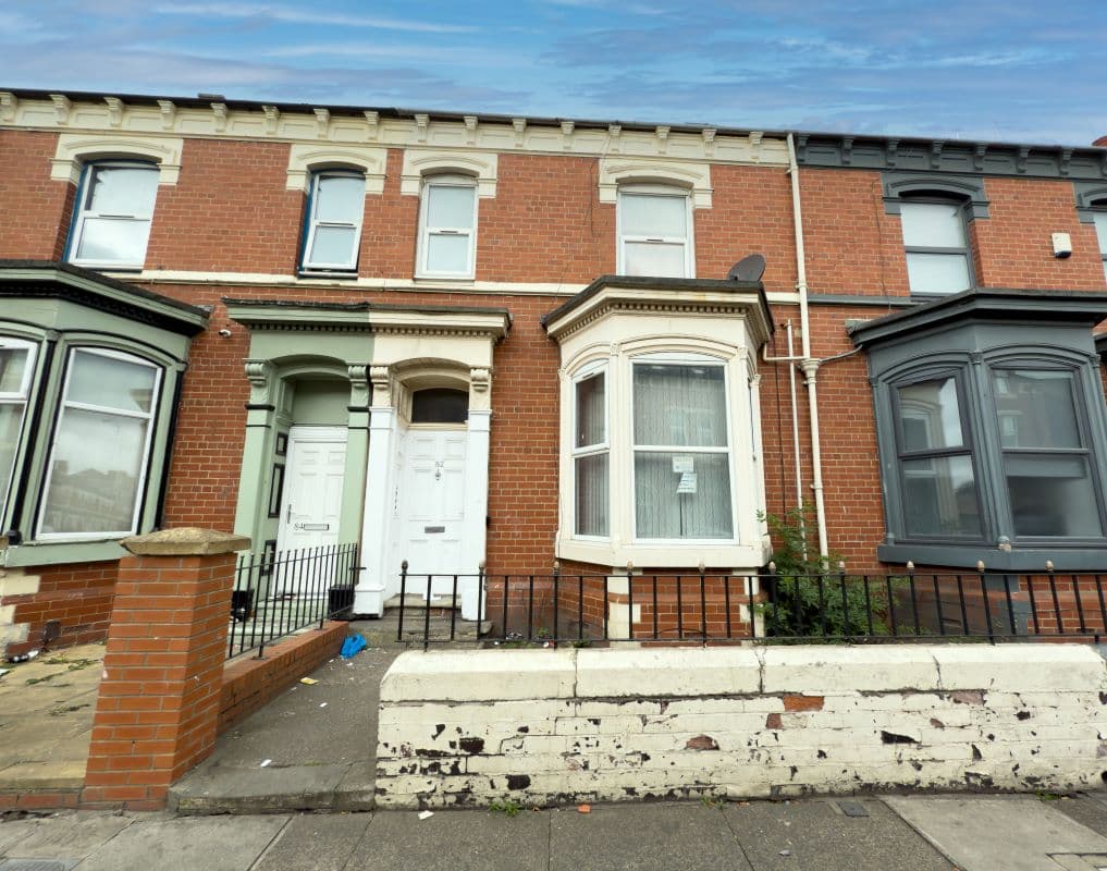 Mid Terrace Property with Renovation Potential