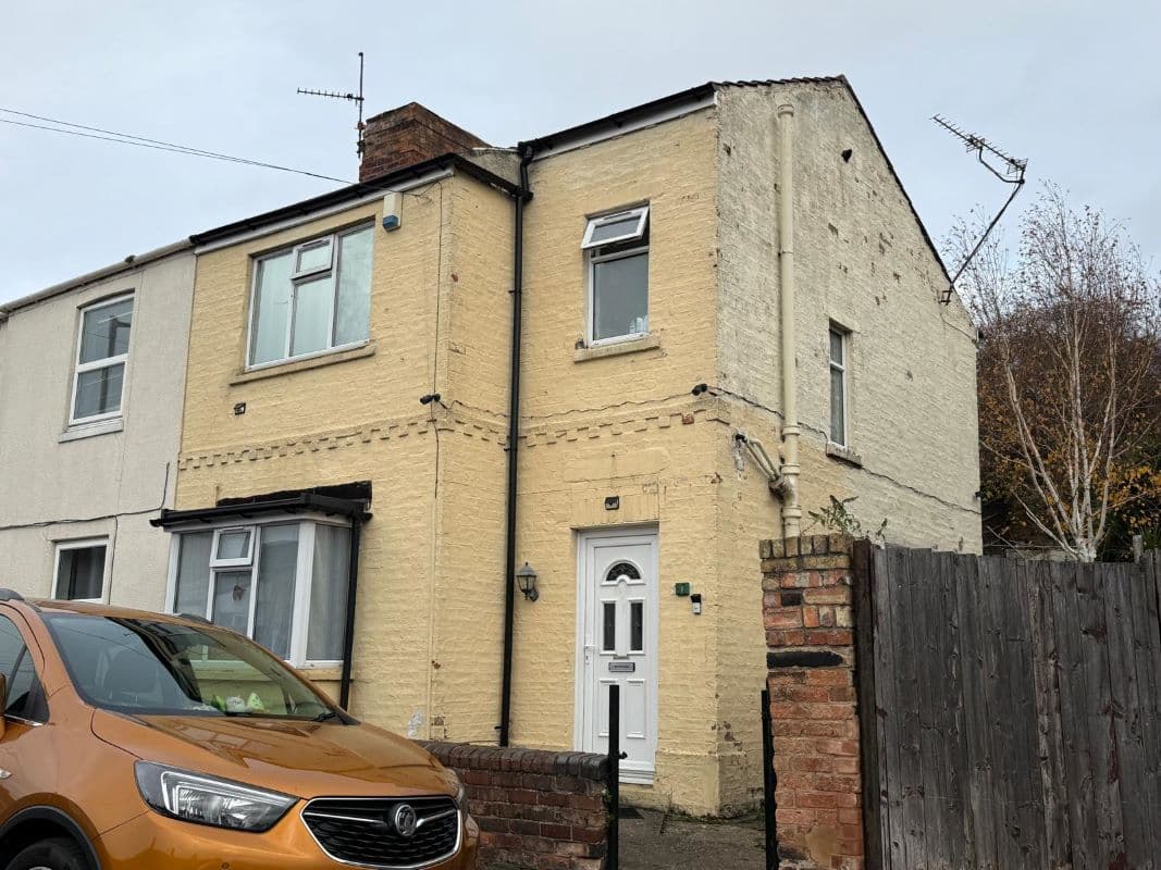 3 Bedroom Semi Detached House