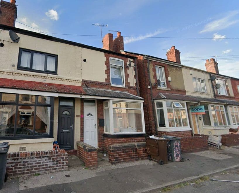 Three Bedroom End Terrace House