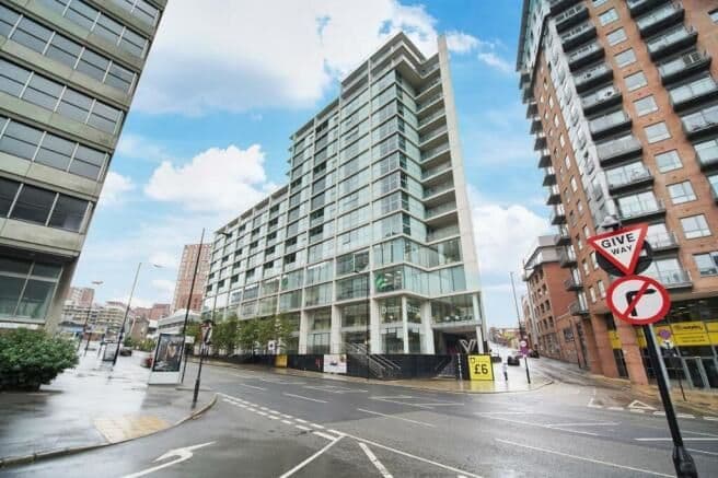 One Bedroom Apartment in Sheffield City Centre