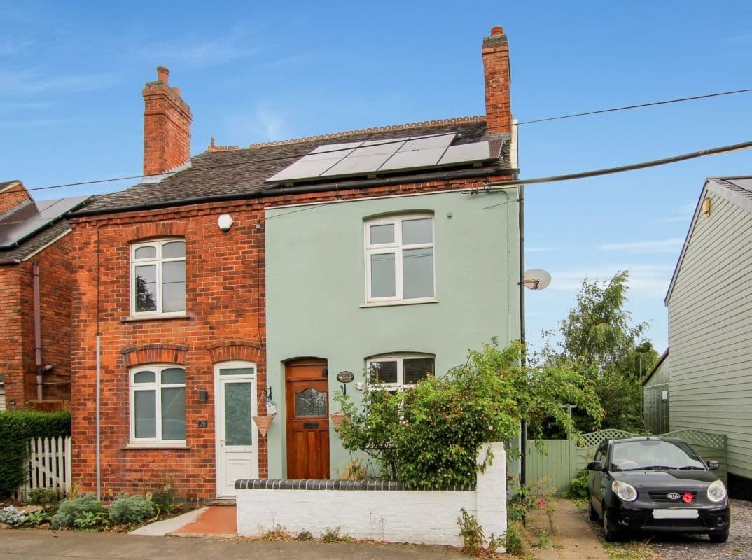 Charming Two Bedroom Semi-Detached Country Cottage