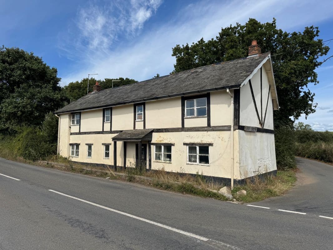 Two Detached Dwellings in Crediton