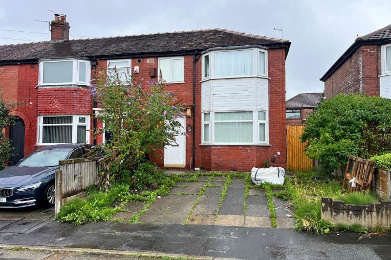 3 bed Semi-Detached House For Auction