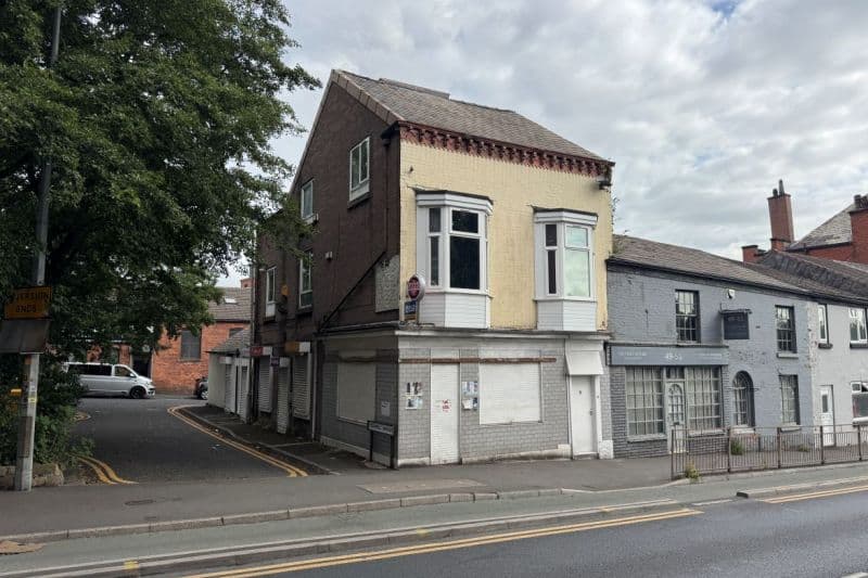 4 bed Mixed Use Commercial For Auction
