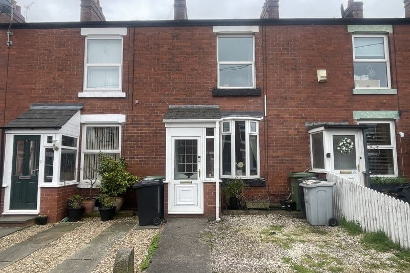 2 bed Terraced House For Auction