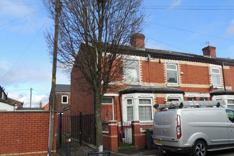2 bed End Terrace House For Auction