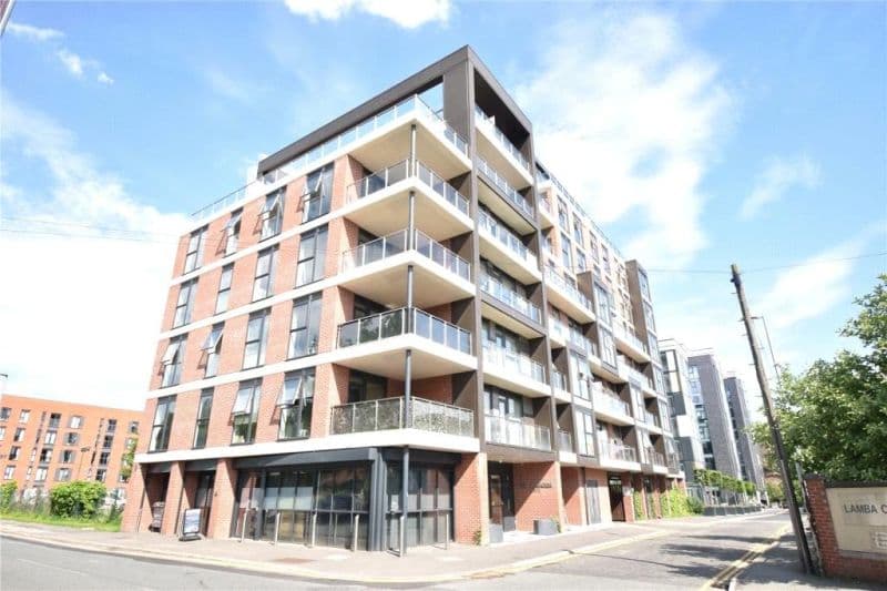 2 bed Apartment For Auction