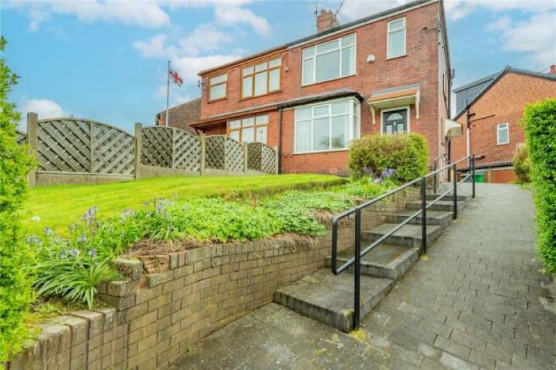 3 bed Semi-Detached House For Auction