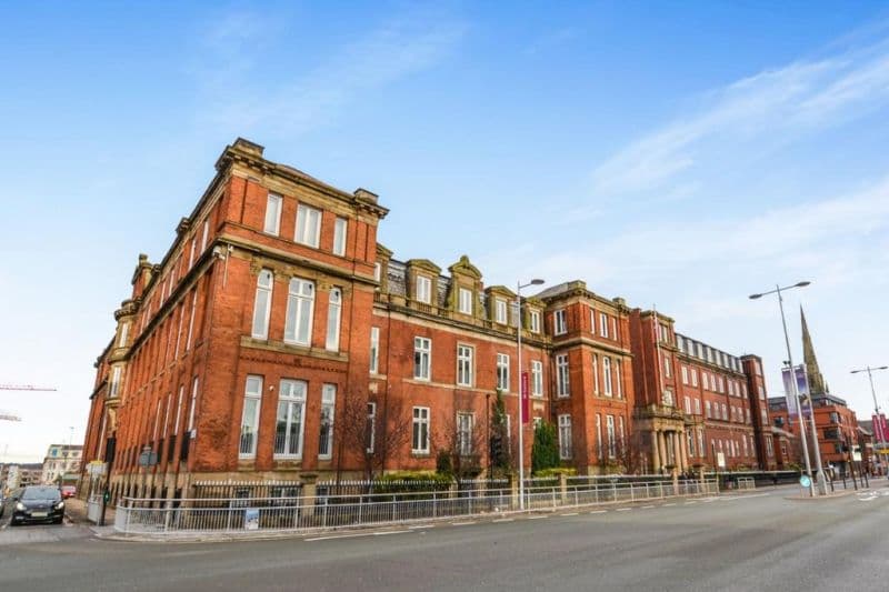 1 bed Apartment For Auction