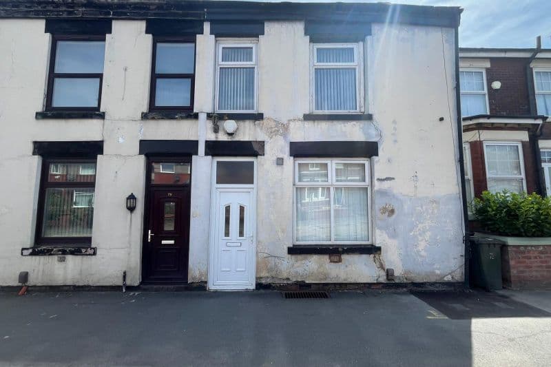 4 bed Terraced House For Auction