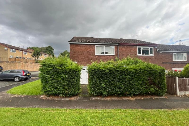 2 bed End Terrace House For Auction