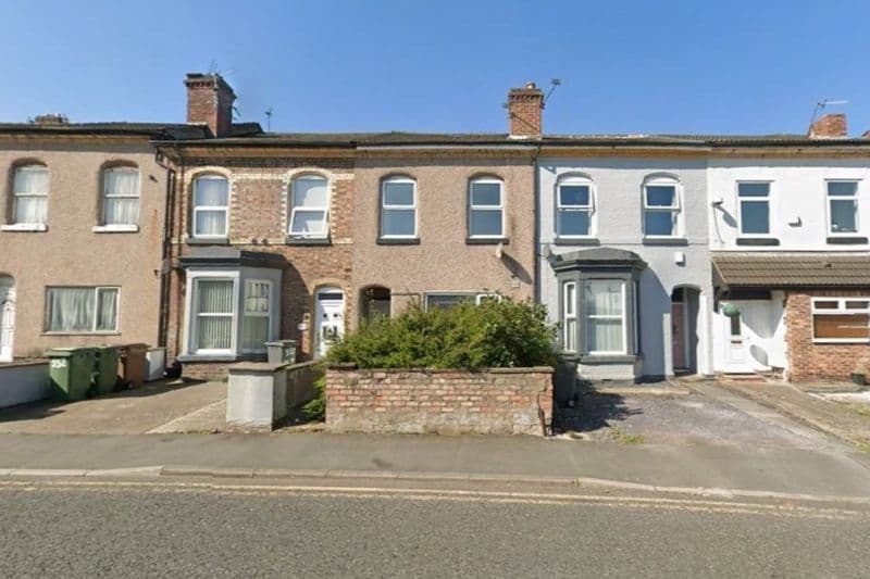 4 bed Terraced House For Auction