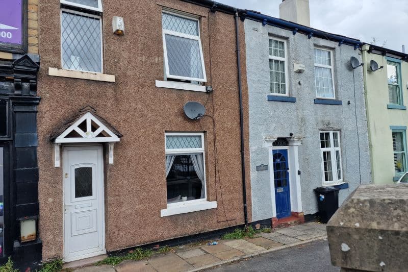 4 bed Terraced House For Auction