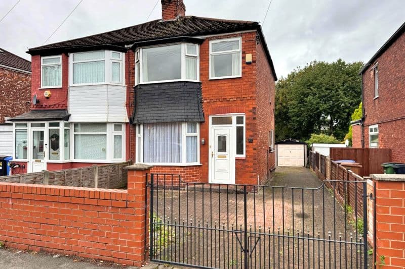 3 bed Semi-Detached House For Auction