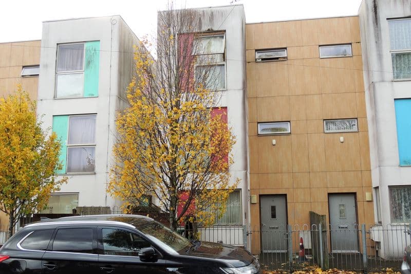 4 bed End Terrace House For Auction