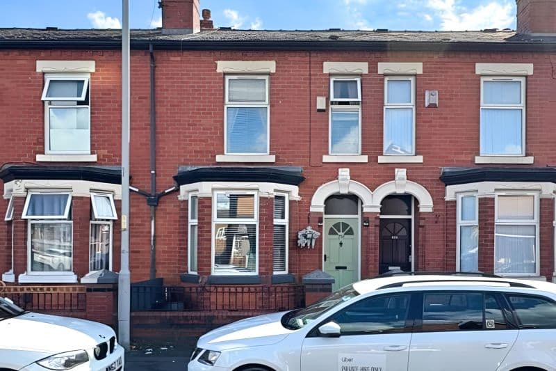 3 bed Terraced House For Auction
