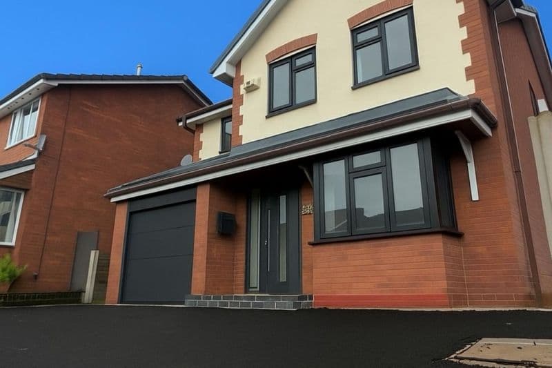 4 bed Detached House For Auction