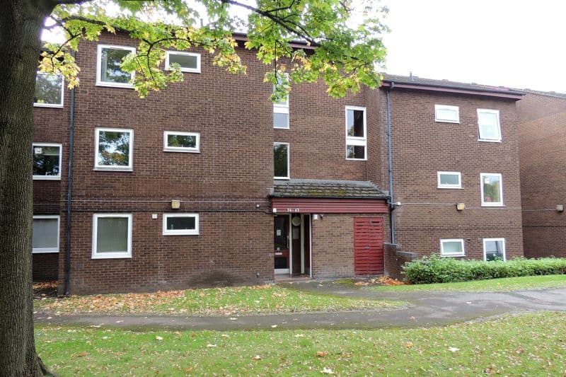 1 bed Apartment For Auction