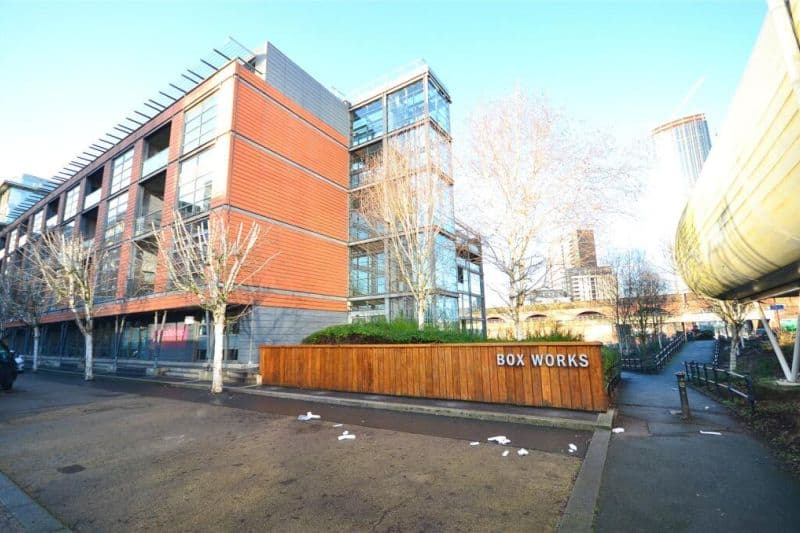 3 bed Apartment For Auction