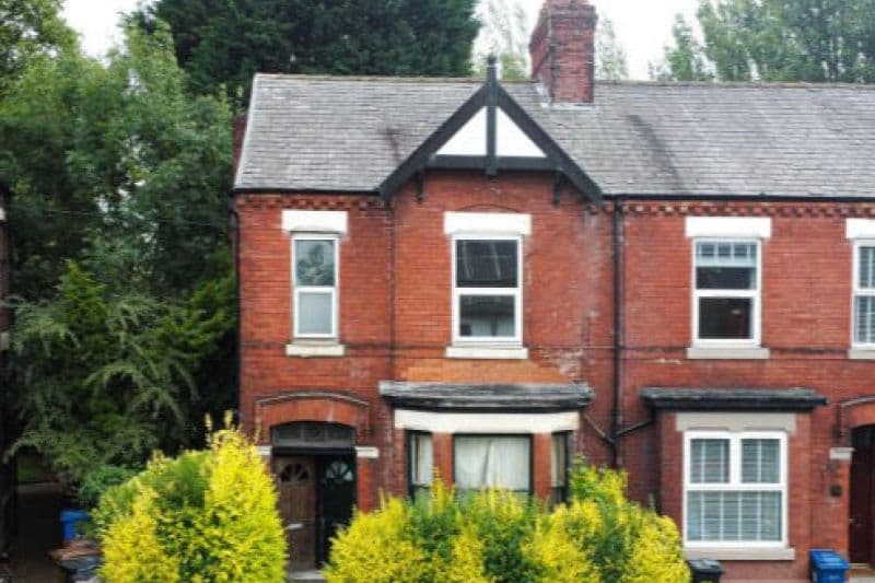 2 bed End Terrace House For Auction