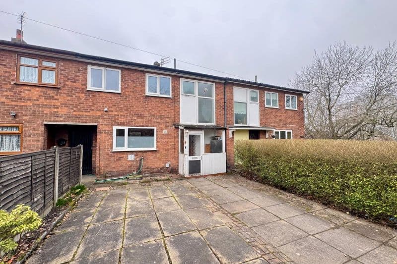3 bed Semi-Detached House For Auction
