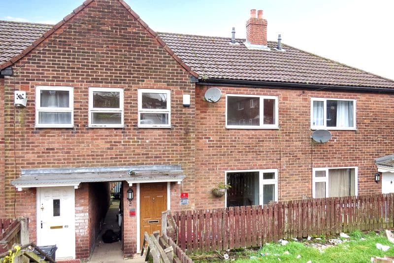 3 bed Terraced House For Auction