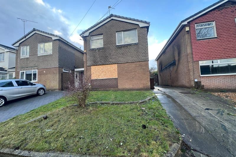 3 bed Linked Detached House For Auction