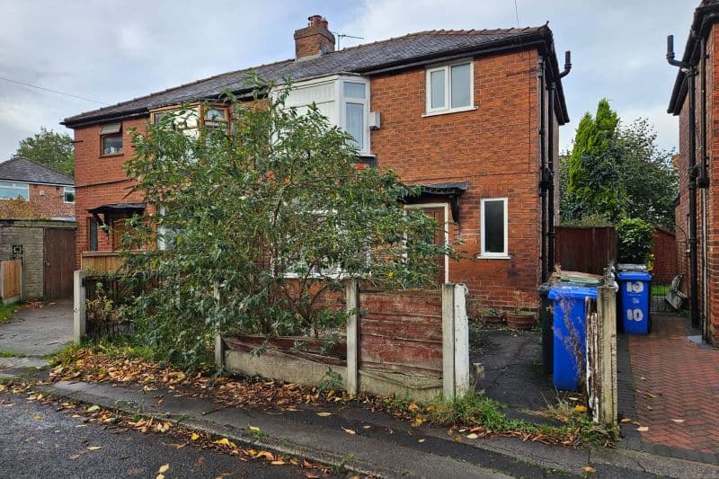 3 bed Semi-Detached House For Auction