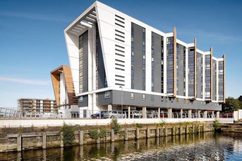 1 bed Apartment For Auction