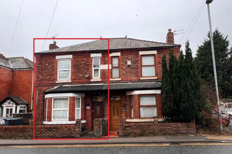 5 bed Semi-Detached House For Auction